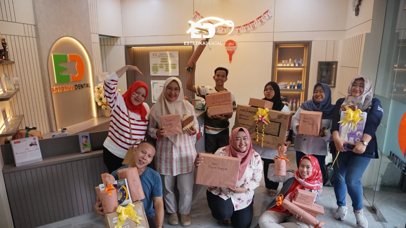 6kebersamaan-tim-estetika-8